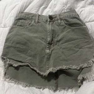 One teaspoon mini skirt, worn once love the style and fits great.